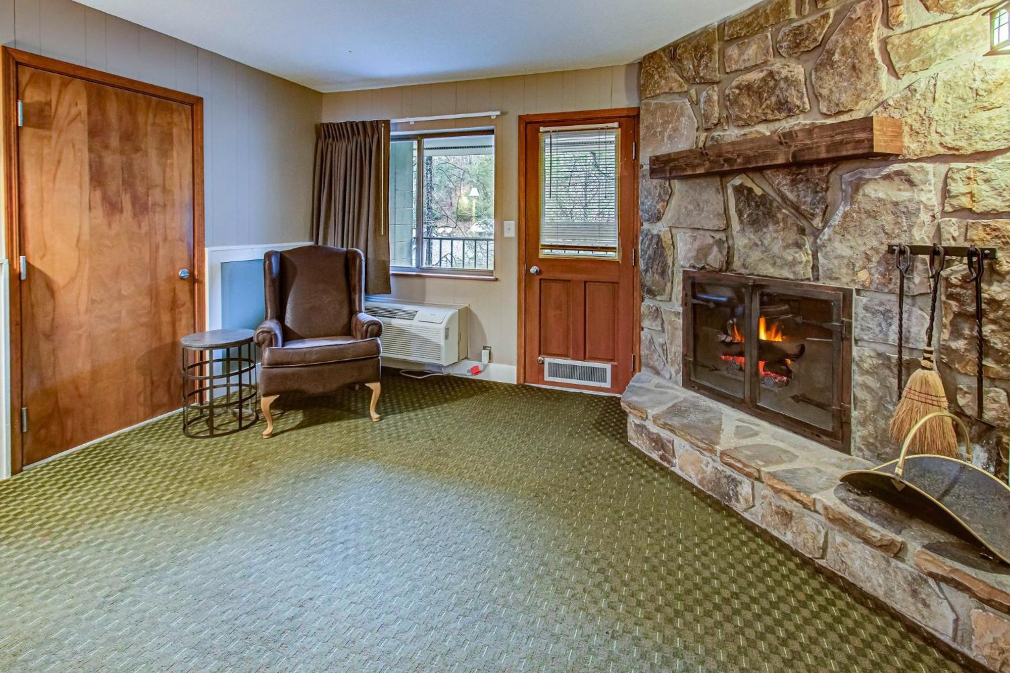 Brookside Lodge Gatlinburg Exteriör bild